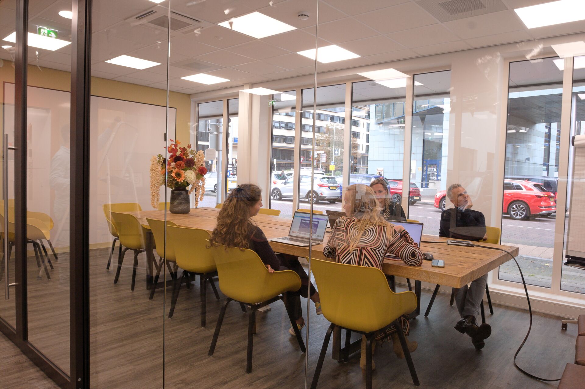 Ben je benieuwd hoe onderwijs eruitziet midden in de beroepspraktijk?