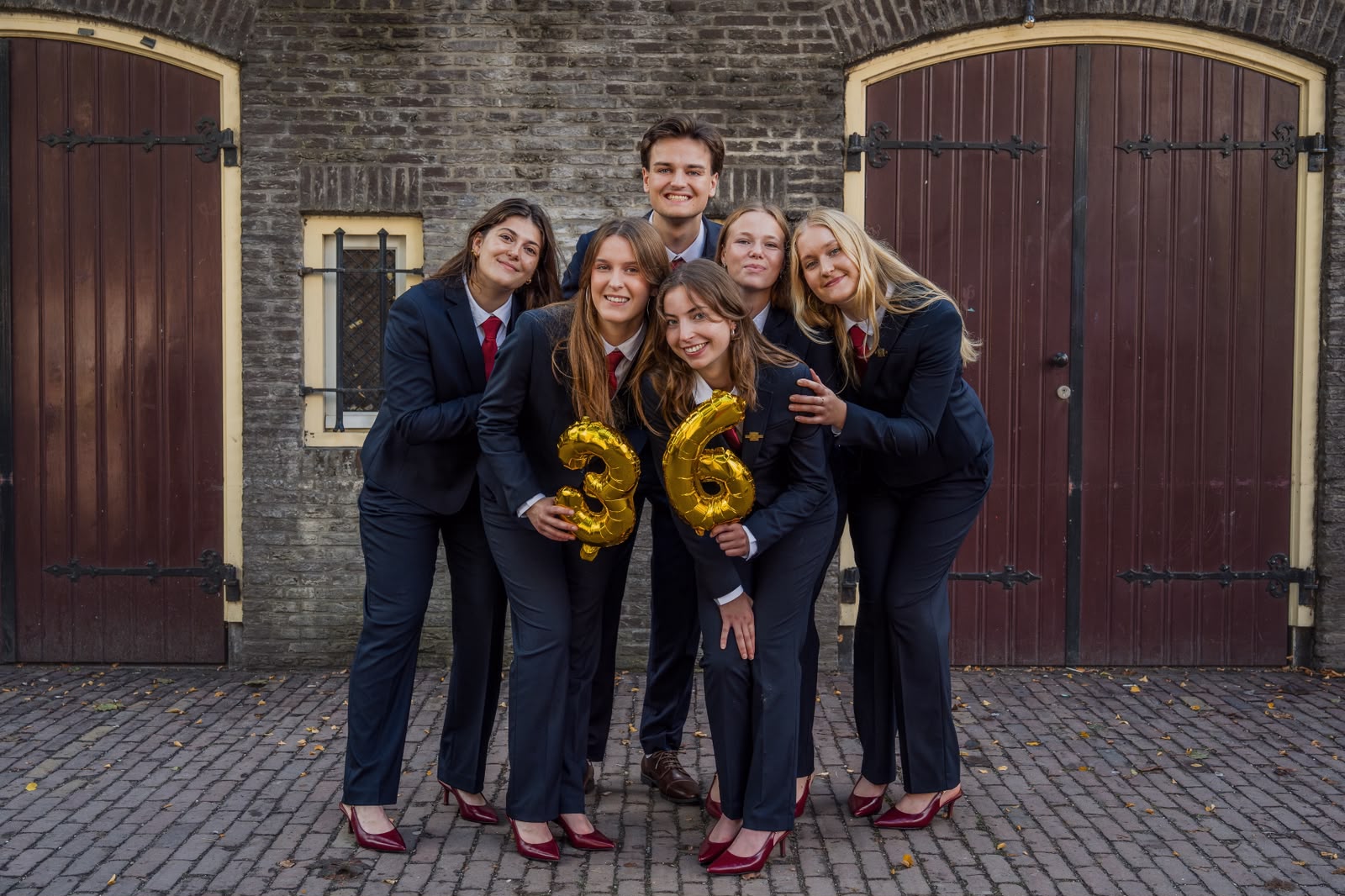 Bestuur_36_Groepsfoto.jpeg